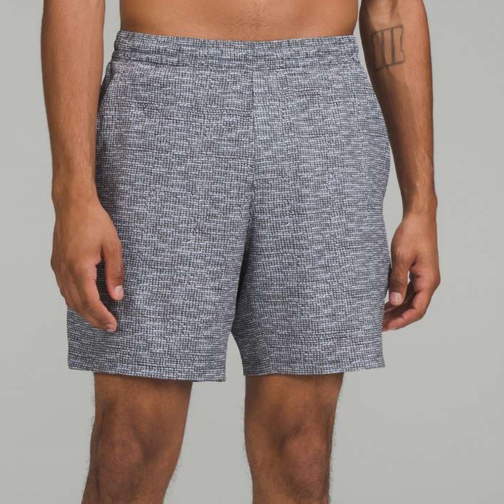 Lululemon Men’s B&W Pace Breaker Lined Shorts 7" - Picture 10 of 10